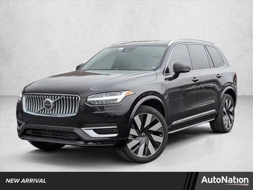 2023 Volvo XC90 Recharge Plug-In Hybrid T8 Ultimate Bright Theme 7-Seater