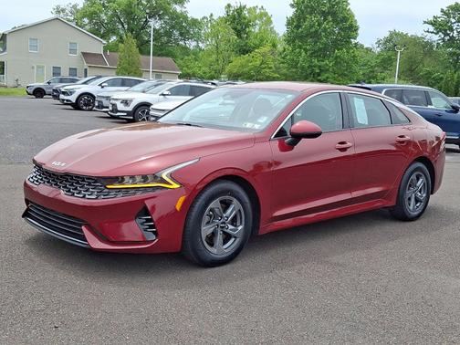 2022 Kia K5 LX