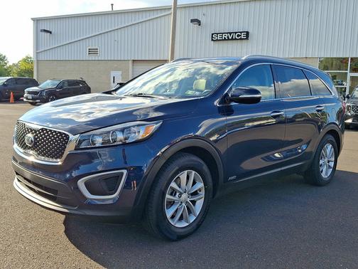 2018 Kia Sorento LX