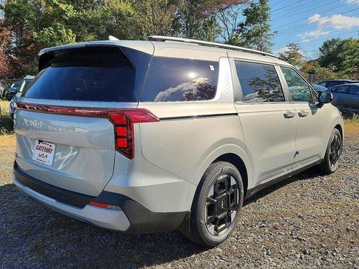 2026 Kia Carnival EX