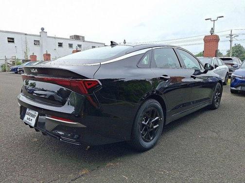 2026 Kia K5 LXS