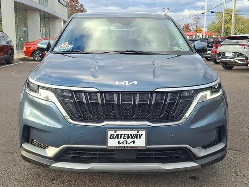 2023 Kia Carnival EX