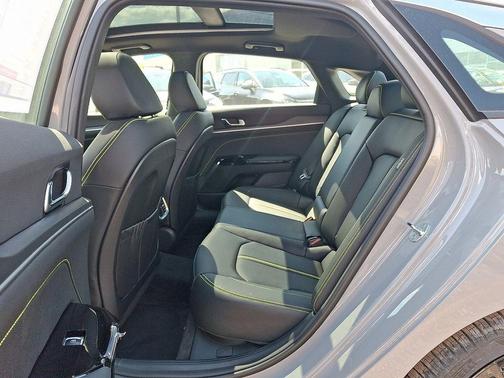 Wolf Gray 2026 Kia K5 GT