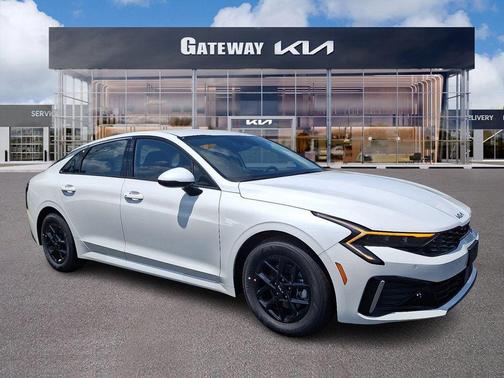 2026 Kia K5 LXS