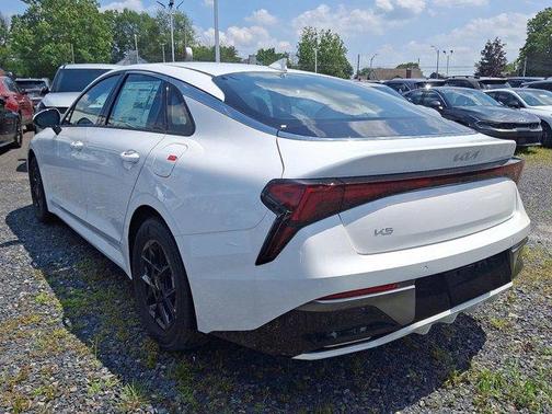 2026 Kia K5 LXS