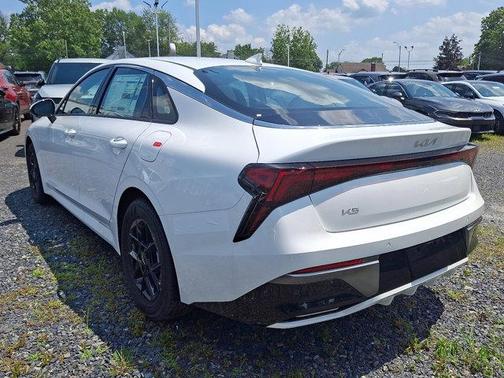 2026 Kia K5 LXS