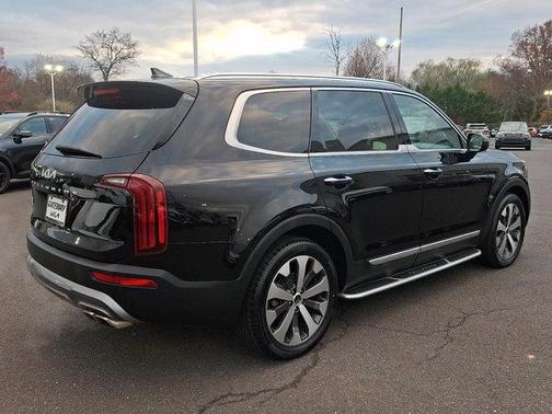 2022 Kia Telluride S