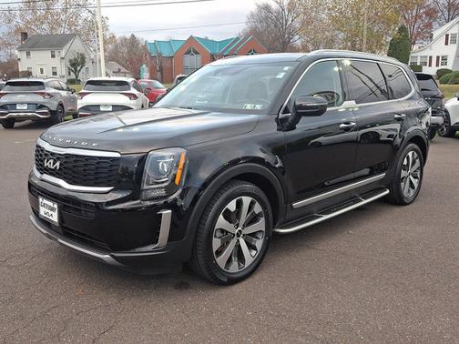 2022 Kia Telluride S
