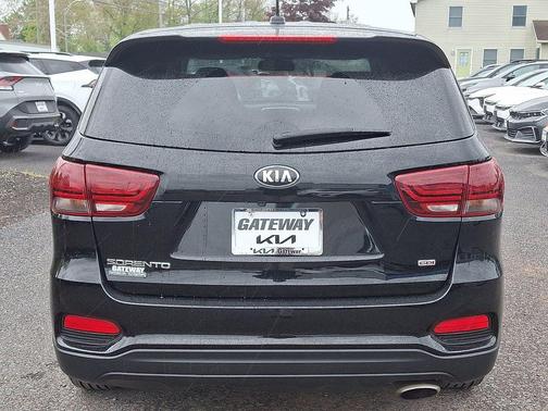 Ebony Black 2020 Kia Sorento LX