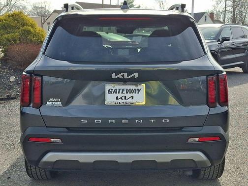 2022 Kia Sorento X-Line EX