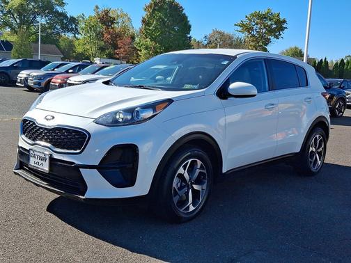 2022 Kia Sportage LX