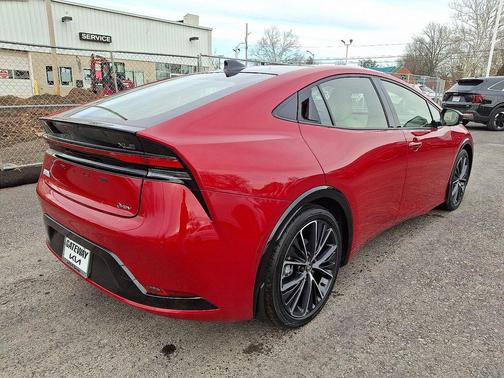 2024 Toyota Prius XLE