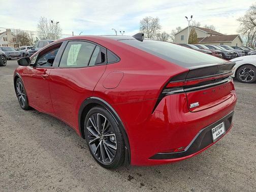 2024 Toyota Prius XLE