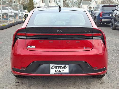 2024 Toyota Prius XLE