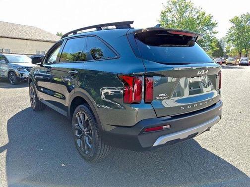 2022 Kia Sorento X-Line EX