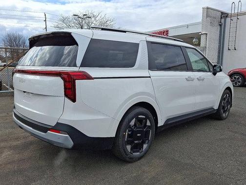 2025 Kia Carnival EX