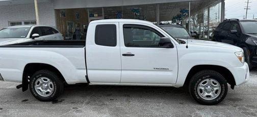 2013 Toyota Tacoma Base