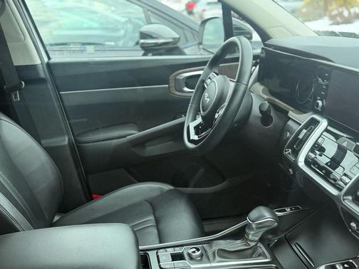 2023 Kia Sorento X-Line EX