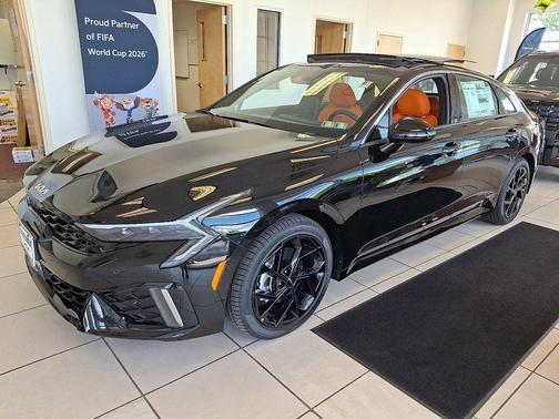 Aurora Black Pearl 2026 Kia K5 GT-Line