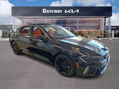 Aurora Black Pearl 2026 Kia K5 GT-Line