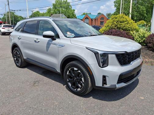 Wolf Gray 2024 Kia Sorento S