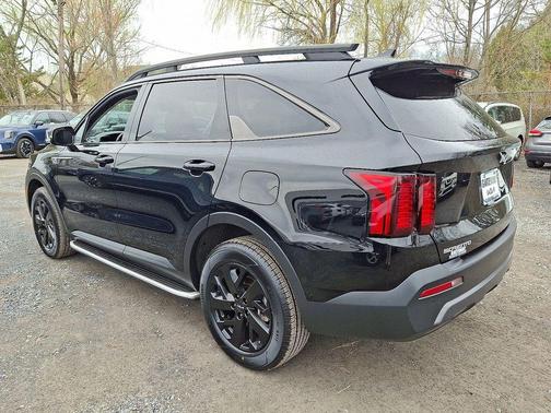 Ebony Black 2023 Kia Sorento X-Line S