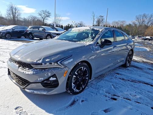2022 Kia K5 GT-Line