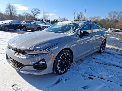 2022 Kia K5 GT-Line