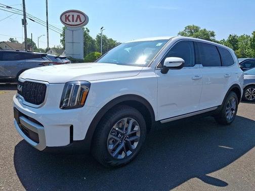 2025 Kia Telluride LX