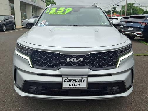 2022 Kia Sorento Plug-In Hybrid SX
