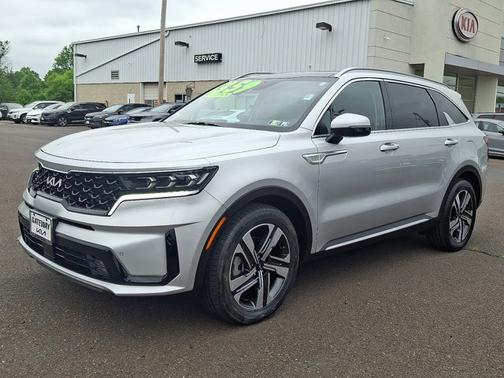 2022 Kia Sorento Plug-In Hybrid SX