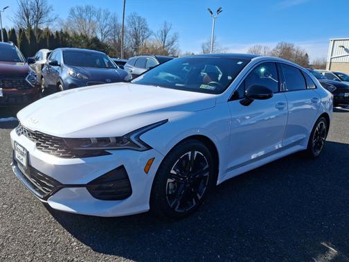 2022 Kia K5 GT-Line