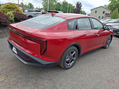 Currant Red 2026 Kia K4 LXS