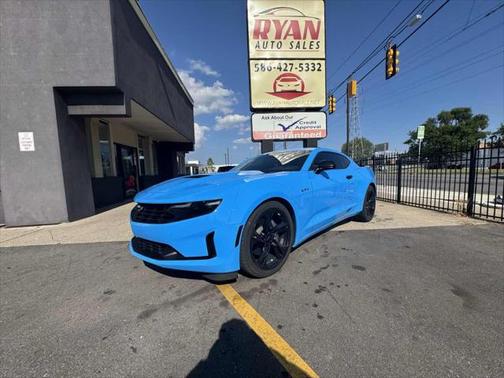 2023 Chevrolet Camaro RWD Coupe LT1