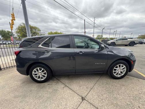 Iron Gray Metallic 2023 Chevrolet Equinox 1LT
