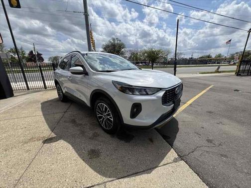 2025 Ford Escape Base