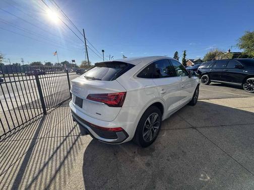 2022 Audi Q5 45 S line Premium Plus
