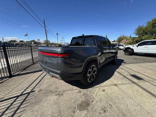 2022 Rivian R1T Launch Edition