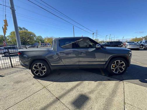 2022 Rivian R1T Launch Edition