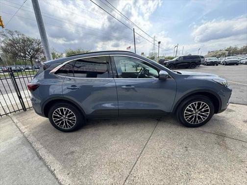 2025 Ford Escape Base