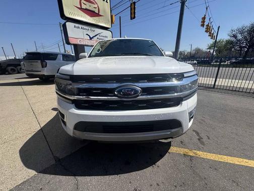 Star White Metallic Tri-Coat 2023 Ford Expedition Max Limited