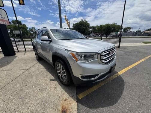 Quicksilver Metallic 2017 GMC Acadia SLE-2