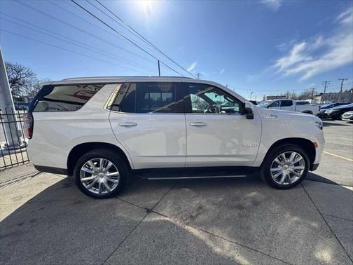 2023 Chevrolet Tahoe 4WD High Country