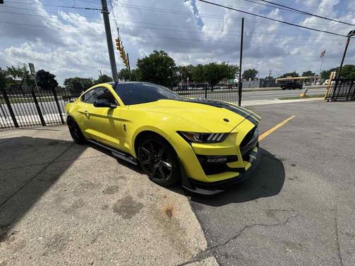 2021 Ford Shelby GT500 Base