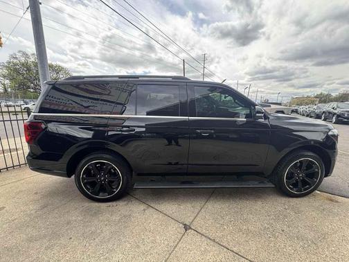 Agate Black Metallic 2024 Ford Expedition Limited