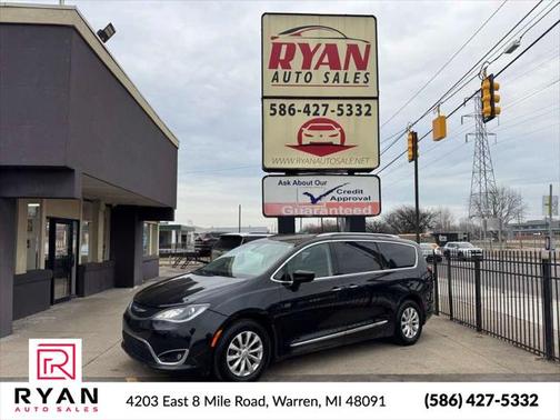 2018 Chrysler Pacifica Touring-L Plus