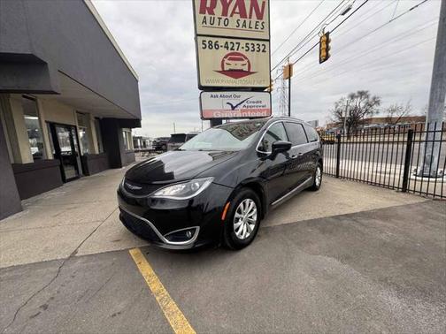 2018 Chrysler Pacifica Touring-L Plus