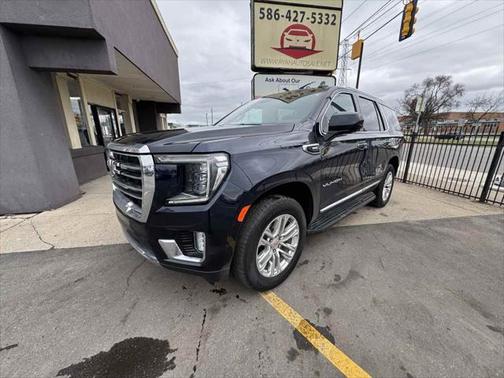 2023 GMC Yukon SLT