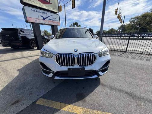 2021 BMW X1 xDrive28i