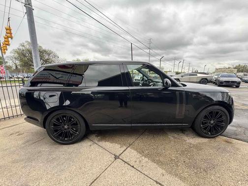 Santorini Black Metallic 2023 Land Rover Range Rover First Edition